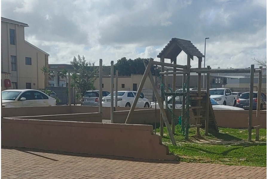 1 Bedroom Property for Sale in Parklands Western Cape